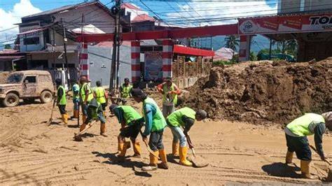 River Care Community and Padang Disaster Education Park for Disaster ... - raincitystudios.com
