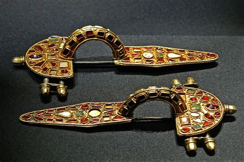 Roman Times: Ancient Fibulae - Blogger - wintechmobiles.com