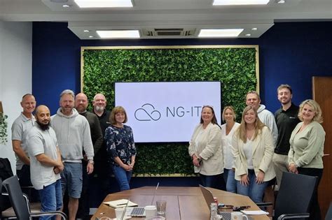 Ross Plumpton - Oxidised Copper Smart Material - muktibox.com