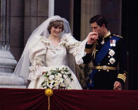 Royal Wedding Traditions - The Royal Family - raincitystudios.com