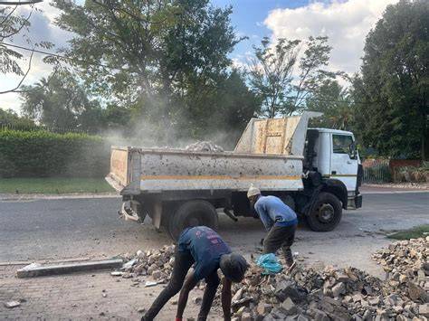 Rubble Removal & Building Waste Disposal Guide | HIPPO - raincitystudios.com