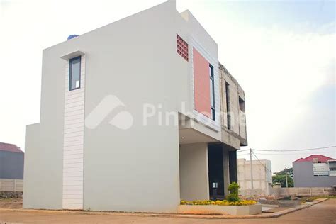 Rumah Modern Luas 2 Lantai Dijual Dekat Stasiun Kereta Cepat - balustradellc