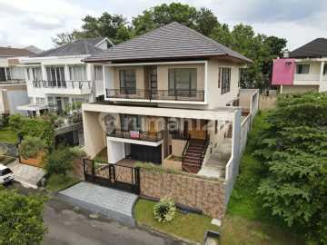 Rumah Modern Tropis 450 M², View City & Garasi 4 Mobil - balustradellc