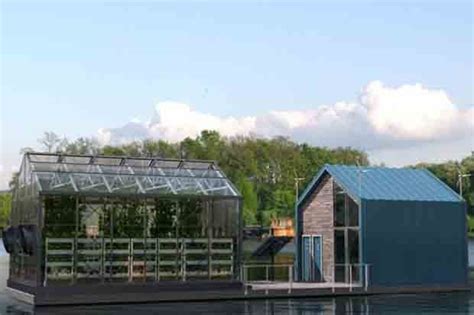 Rumah Terapung Bertenaga Surya - balustradellc