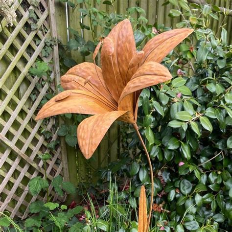 Rusty Garden Ornaments - Garden Decor | Savage Works - muktibox.com