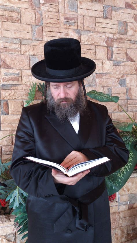 Rabbi David Moskowitz - Rav Hamachshir - SKS KOSHER LinkedIn