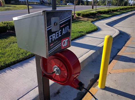 Jun 25, 2022 · Yes, as of 2022, many gas stations offer free air to their customers in the United States. Some major chains with free air pumps include 7-Eleven, CITGO, Kum & Go, Casey’s, Wawa, Conoco, BP, Chevron, etc. Remember that not all locations are equipped with free air pumps. And so, it’s best to make use of free air pump locator tools like ... . 