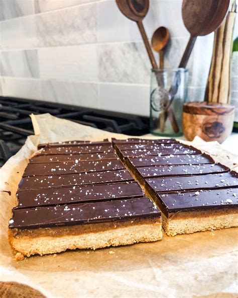 Rachael good eats twix. With 110 recipes (75+ brand new recipes, plus my OGs like the Enchilada Skillet, Twix bars, Cookie Skillet, & more) that are gluten-free, dairy-free and refined sugar-free, I know you’re going to love incorporating these each and every day. So, be sure to pre-order yours today! Check out the rest of my recent Amazon purchases down below. Turn ... 