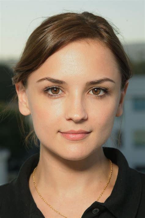 Full archive of her photos and videos from ICLOUD LEAKS 2023 Here. Rachael Leigh Cook is well-known for starring in She’s All That. In 2005, she appeared in miniseries Into the West and later, she voiced characters in Robot Chicken, Titan Maximus, etc. She starred in Hallmark’s Frozen in Love in 2018.. Rachel leigh cook nude