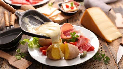 Raclette-Käse: Tipps zu Sorten, Menge & Verwendung - T-Online