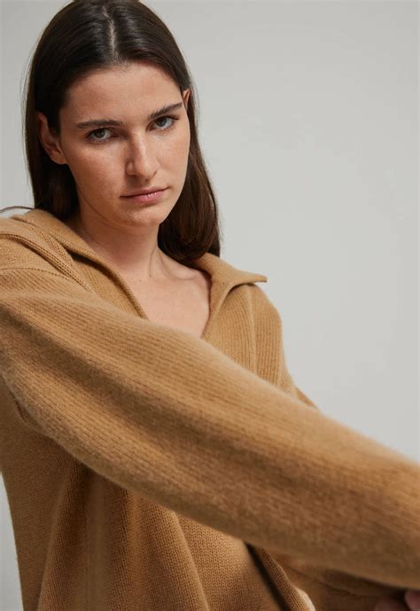 Radi Sweater - Bergamot – The Rural Trader