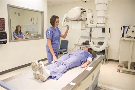 Radiology Technologist Schools and Careers in Iowa