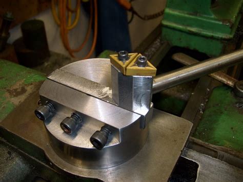 Radius cutting attachment - metal lathe