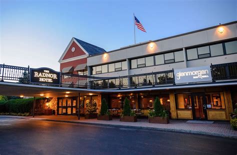 Radnor hotel pa. About. 4.0. Very good. 564 reviews. #3 of 6 hotels in Wayne. Location. Cleanliness. Service. Value. The Radnor Hotel is a full-service hotel with 173 guest rooms, including 5 luxury suites, conveniently located in the … 