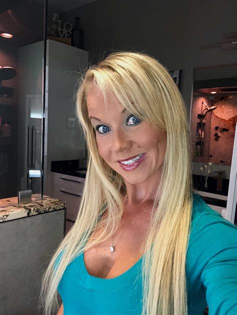 Raeofsunshinefl Leaks XxX 💦 214 Videos