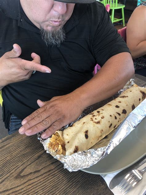 Rafas burrito. There are 2 ways to place an order on Uber Eats: on the app or online using the Uber Eats website. After you’ve looked over the Rafa's Burrito Co menu, simply choose the items you’d like to order and add them to your cart. Next, you’ll be able to review, place, and track your order. 