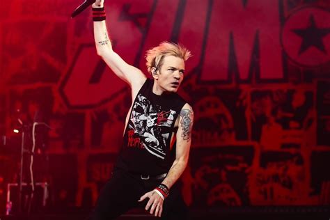 Rage against the machine news.  Sum 41 cover Rage Against The Machine for ...