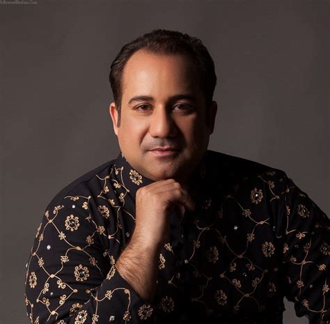 Rahat fateh ali khan rahat. seeing rahat fateh Ali Khan beating his poor servant just for a bottle of wine literally makes me think how FAKE and SHALLOW these celebrities are in real life. crowd follow them for all glitters they show and in reality they are worse than any common person any day. craps. — 💫 (@NidhiiTweets_) January 28, 2024 