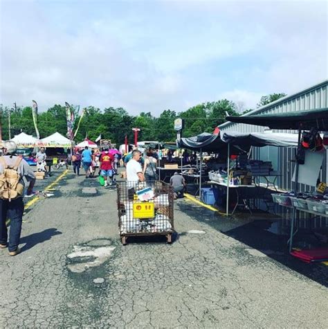 The New Meadowlands Flea Market is held every Saturday, rain or shine, all year round, from 8 AM to 4 PM. Facebook/New Meadowlands Market. You'll find it in the parking lot (Lot J) of Met Life Stadium. Drawing hundreds of vendors and thousands of patrons, you can't miss it. Admission and parking are always free.