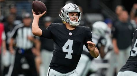 Raiders’ O’Connell makes first start at QB with 3 Chargers defensive starters inactive
