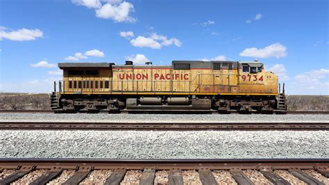 Union Pacific announces new international intermodal terminal in Phoenix November 29, 2023TipRanks. Union Pacific price target raised to $264 from $258 at BofA November 29, 2023TipRanks. Analysts .... 