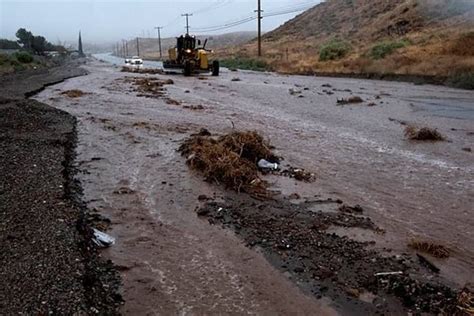 Rain from Tropical Storm Hilary lashes California and Mexico, swamping roads and trapping cars