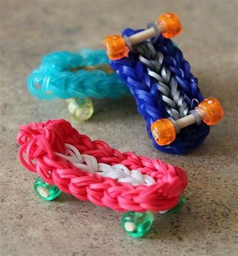 Rainbow loom charms. Rainbow Loom Charms. Rainbow Loom Charms patterns are fun to make and a nice break from your bracelet routine. Just like the bracelet patterns, the charms are broken down into 3 different levels – Beginner, … 