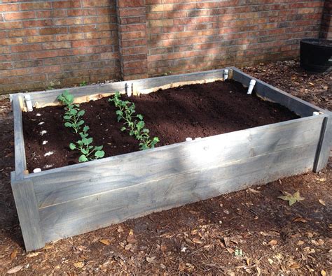 Raised Bed Wicking Garden : 7 Steps (with Pictures