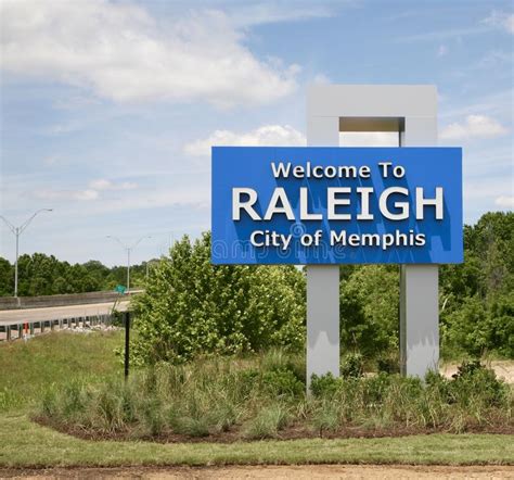 Raleigh memphis. If you happen to know Raleigh, don't forget to help other travelers and answer some questions about Raleigh! Get a quick answer: It's 754 miles or 1213 km from Raleigh to Memphis, which takes about 11 hours, 12 minutes to … 