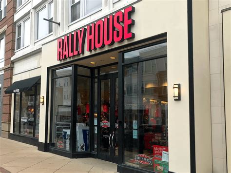 1001 to 5000 Employees. 96 Locations. Type: Company - Private. Founded in 1989. Revenue: $5 to $25 million (USD) Gift, Novelty & Souvenir Stores. Competitors: DICK'S Sporting Goods, Scheels Create Comparison. Here at Rally House, we take great pride in providing our customers with one of the largest selections of officially licensed …. 