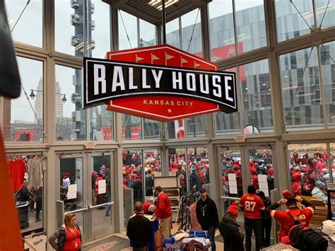 Rally House Moore, Rally House Broken Arrow, and Rally House Edmond are slated to arrive in Oklahoma in early 2023. While Rally House is eager to open these new storefronts, the company needs dedicated and hard-working team members to fill open positions, including essential leadership roles.. 