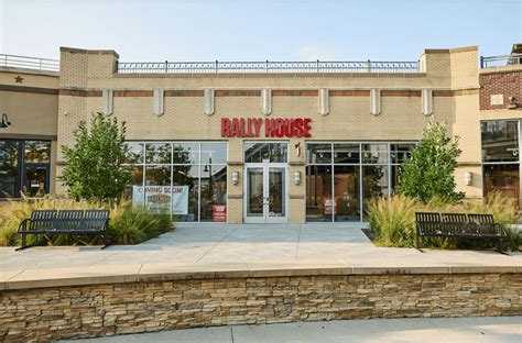 Visit Rally House to shop the largest selection of apparel, fan décor and gifts for your favorite local collegiate and professional teams including the Royals, Chiefs, Jayhawks, …. 