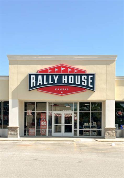 Rally House (Lawrence) Clothing Store. KU Men's Basketbal