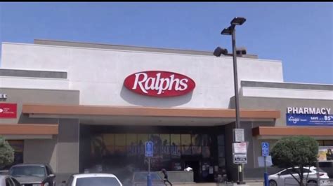 Ralphs hollywood. From the time I got to the deli stand to when I left I counted 4 different Ralph workers behind the counter, walking around laughing & not being helpful to many people. This was such a disappointment as this is the closest Ralph's to me, not to mention the Ralph's in "Hollywood". I received better assistance in South LA. 