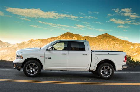 Ram ecodiesel. Aug 23, 2019 · 2020 Ram 1500 EcoDiesel, By the Numbers. Base Price: $38,585 (Tradesman Quad Cab RWD) Powertrain: 3.0-liter turbodiesel V6 | 260 horsepower, 480 pound-feet of torque | eight-speed automatic ... 