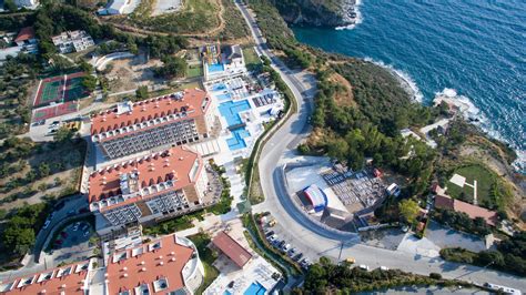 Ramada Resort by Kuşadası & Golf Ramada Resort by Kuşadası . 