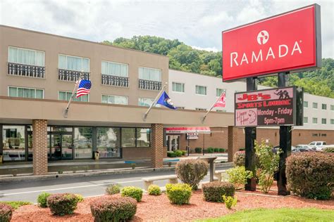 Ramada inn paintsville ky. Near historic downtown Paintsville and Kentucky Music Hall of Fame. Kick off your Kentucky getaway from our Days Inn Paintsville hotel. Just 10 minutes from downtown, our location near Kentucky Music Hall of Fame is conveniently on Highway 321, making it easy to quickly reach exciting local attractions within minutes. 