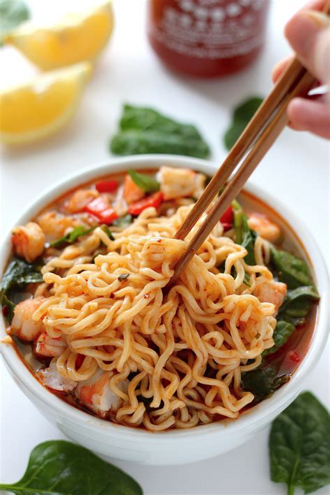 Ramon noodles. Oct 30, 2015 · Add the broth, Sriracha sauce, rice vinegar, and soy sauce. Stir, and bring to a simmer; let it go for about five minutes. Taste, and adjust heat and taste to your liking by adding more Sriracha and soy sauce if needed. While the broth simmers, cook the Ramen noodles in a separate pot as per the package's instructions. 
