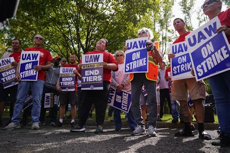 Ramp up in U.S. auto strike expected to affect Canadian parts producers