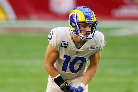 Rams WR Cooper Kupp leaves practice early with an injury