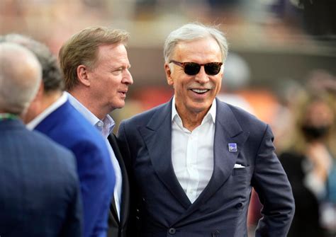 Rams owner Stan Kroenke has won NFL, NHL and NBA titles in 18-month stretch