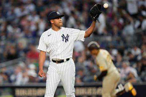 Randy Vasquez holds his own in MLB-debut, but Padres’ second-deck shots doom Yankees