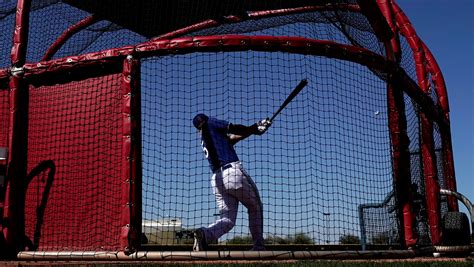 Rangers slugger Seager thriving in post-shift MLB world