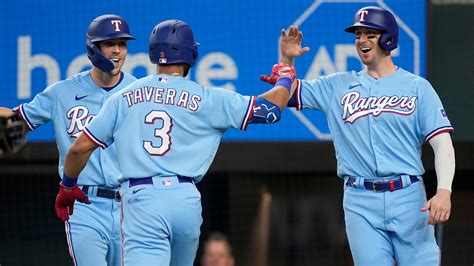 Rangers suddenly control tight AL West after finishing crucial sweep of Mariners
