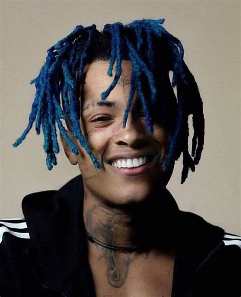 Rapper with blue dreads. Meet Dan Sur, the Mexican rapper who had dozens of gold chains implanted in his scalp. The 23-year-old underwent a procedure earlier this year to have hooks he can hang jewelry from inserted into his head. Back in February, Lil Uzi Vert unveiled one of the wildest flexes you'll ever encounter when he announced he'd teamed up with a jeweler ... 