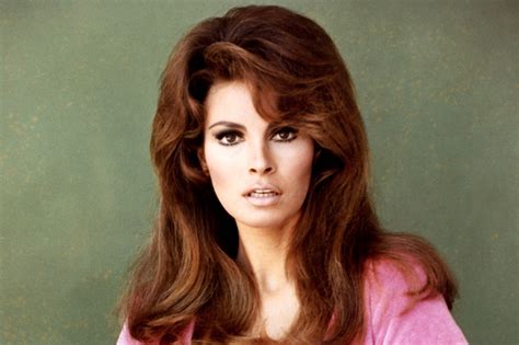 Raquel Welch Measurements: The Ultimate Guide to Her Iconic Figure