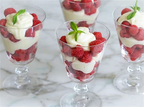 Raspberries and cream. In a large bowl with a hand mixer or in a stand mixer fitted with a whisk, whip butter until light and fluffy, 3-4 minutes. Add 1 cup powdered sugar and whip until just blended. With the mixer on low, add in 2 tablespoons raspberry puree and vanilla extract and mix until just combined. 