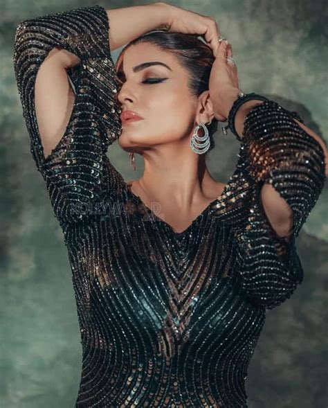 Raveena tandon hot sex nude pic. .  <a href=https://dl.hongyshop.com/ad...