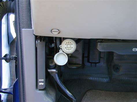 Ravelco anti theft. The Ravelco has been installed in more than 5 million vehicles since 1976. Mobile Installers. Our mobile Ravelco technician will come to you and each installation takes approximately 2 hours. Lifetime Warranty. Equip your vehicle with The Ravelco Anti Theft Device. Piece of mind as long as you own your vehicle. Custom Installation. 
