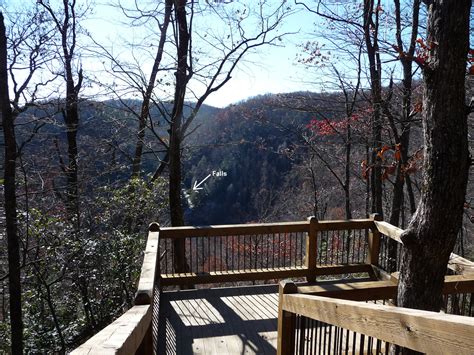 Raven cliff falls trail. Jun 26, 2018 · Location: From the intersection of US276 & SC11, head Northwest on US276. Drive to the top of the mountain, 1 mile past the visitor's center, and The Raven Cliff Falls Parking Area and trail head will be on your right. After parking in the Raven Cliff Falls Parking Area, the trailhead is located right across the street. 